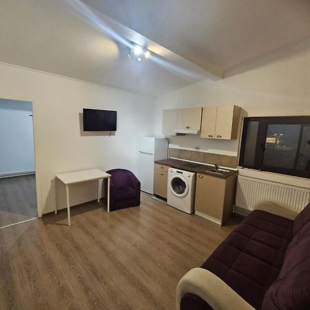 Stanford Aparthotel Gara De Nord Букурещ Екстериор снимка