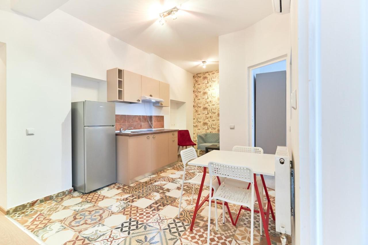 Stanford Aparthotel Gara De Nord Букурещ Екстериор снимка