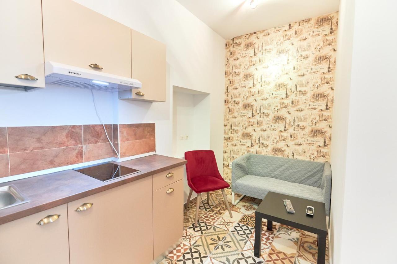 Stanford Aparthotel Gara De Nord Букурещ Екстериор снимка