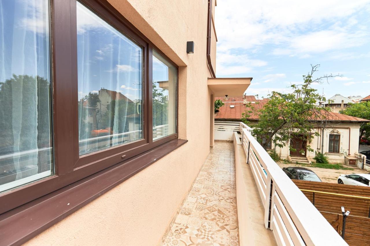 Stanford Aparthotel Gara De Nord Букурещ Екстериор снимка