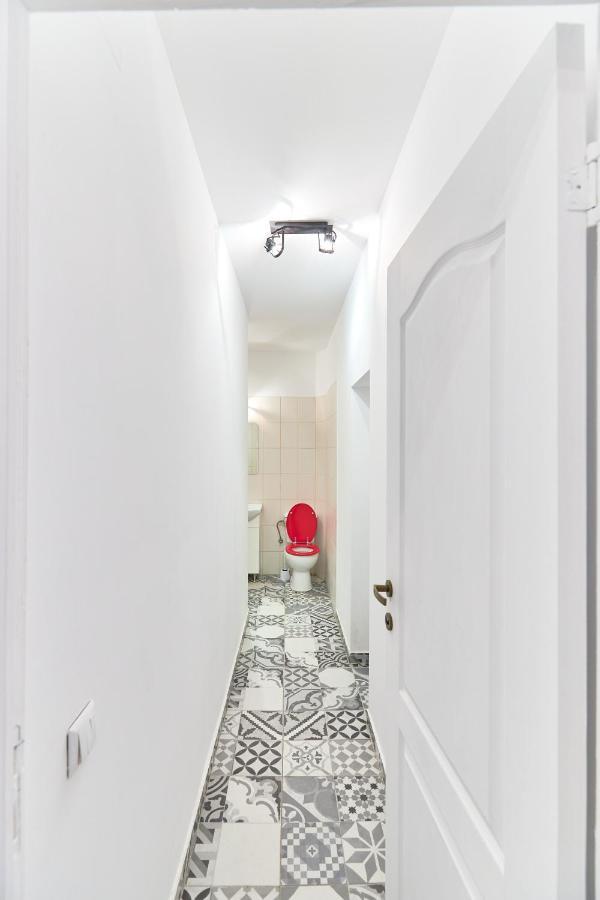 Stanford Aparthotel Gara De Nord Букурещ Екстериор снимка