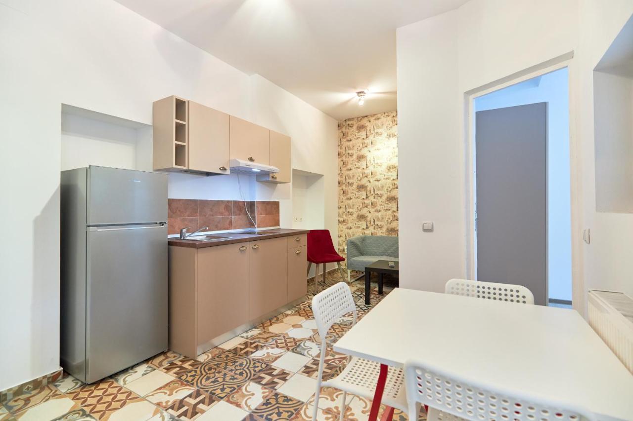 Stanford Aparthotel Gara De Nord Букурещ Екстериор снимка