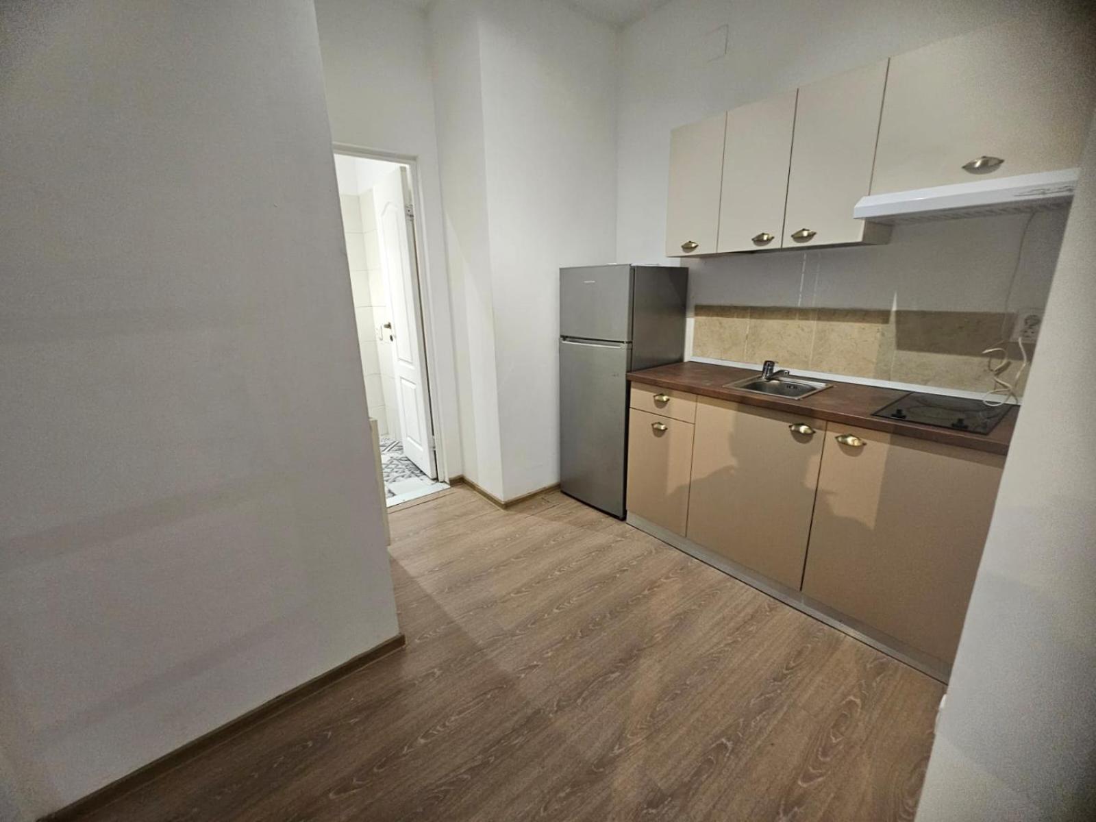 Stanford Aparthotel Gara De Nord Букурещ Екстериор снимка